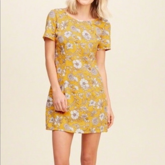 Hollister Dresses & Skirts - Hollister floral dress
